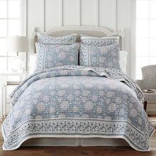 Load image into Gallery viewer, Adare Quilt Set