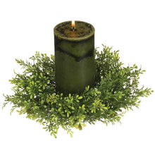 Load image into Gallery viewer, 4.25" Tealeaf and Berry Accent Ring