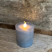 Load image into Gallery viewer, LED Realistic Wick Pillar Candles