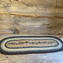 Load image into Gallery viewer, Seasonal Braided Table Runners