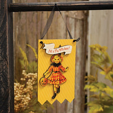 Load image into Gallery viewer, Vintage Halloween Hangers