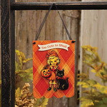 Load image into Gallery viewer, Vintage Halloween Hangers