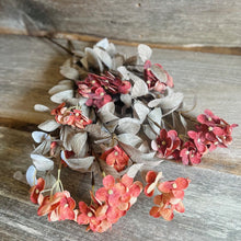 Load image into Gallery viewer, Gillreath Blooms Floral Pick