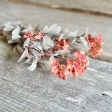 Load image into Gallery viewer, Gillreath Blooms Floral Pick