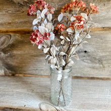 Load image into Gallery viewer, Gillreath Blooms Floral Pick