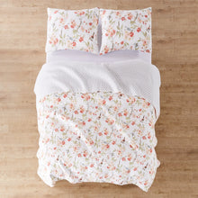 Load image into Gallery viewer, Pippa Quilt Set