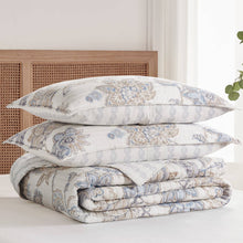 Load image into Gallery viewer, Selesta Quilt Set