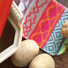 Load image into Gallery viewer, Euroscrubby