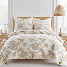Load image into Gallery viewer, Selesta Quilt Set
