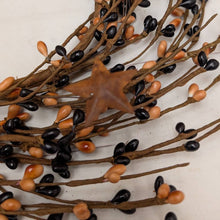 Load image into Gallery viewer, Pip Berry and Rusty Stars Candle Ring
