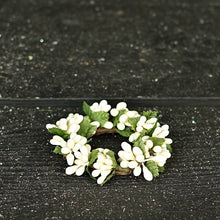 Load image into Gallery viewer, Vanilla Pip Berry Taper/Napkin Ring
