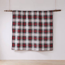 Load image into Gallery viewer, Spencer Plaid Quilt
