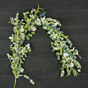Lakeside Garden Garland