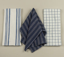 Load image into Gallery viewer, Kitchen Towels Set of 3
