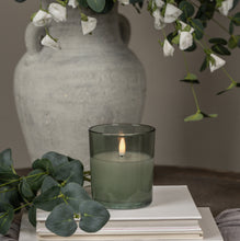 Load image into Gallery viewer, Thick Glass 3D Flame Candle
