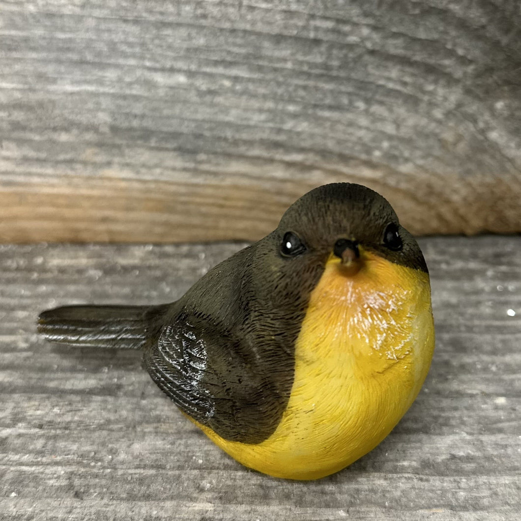 Small Spring Robin Resin Bird Figure
