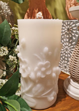 Load image into Gallery viewer, Fountain Candle
