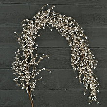 Load image into Gallery viewer, White Pip Berry Garland
