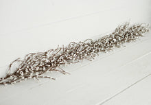 Load image into Gallery viewer, White Pip Berry Garland
