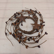 Load image into Gallery viewer, 2.5" Pip Berry Candle Ring with Rusty Stars
