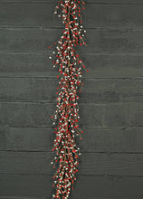 Load image into Gallery viewer, Red and Cream Pip Berry Garland
