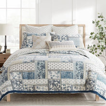 Load image into Gallery viewer, Aliza Quilt Set - Full/Queen
