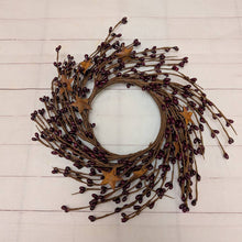 Load image into Gallery viewer, Pip Berry and Rusty Stars Candle Ring
