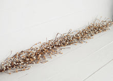 Load image into Gallery viewer, Butter Cake Pips Garland
