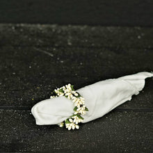 Load image into Gallery viewer, Vanilla Pip Berry Taper/Napkin Ring
