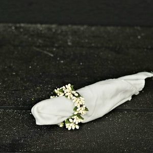 Vanilla Pip Berry Taper/Napkin Ring