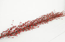 Load image into Gallery viewer, Red Pip Berry Garland
