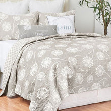 Load image into Gallery viewer, Guinevere Reversible Quilt Set
