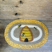 Load image into Gallery viewer, Everyday Oval Braided Placemats
