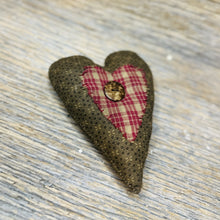 Load image into Gallery viewer, Primitive Fabric Hearts
