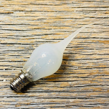 Load image into Gallery viewer, Clear Silicone 6wt Light Bulb
