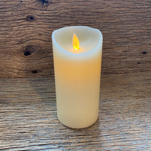 Load image into Gallery viewer, Natural Flame LED Moving Wick Candle
